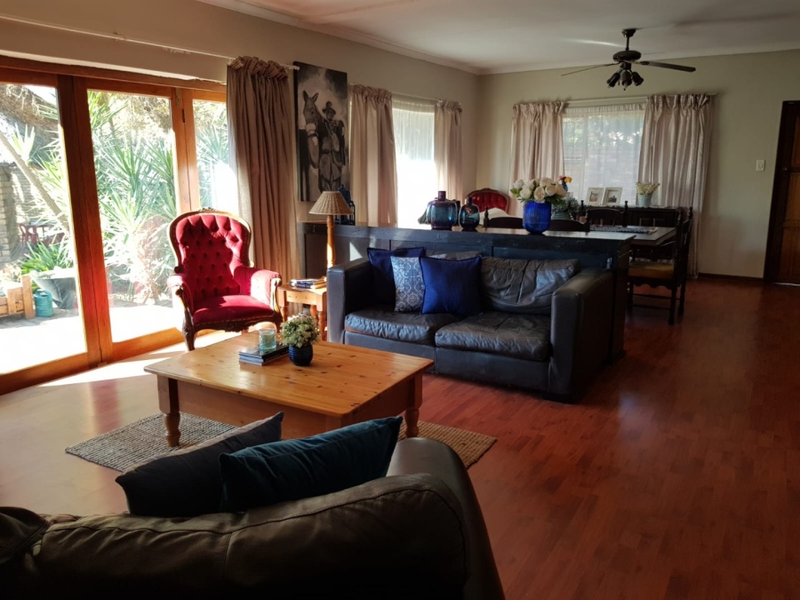 4 Bedroom Property for Sale in Meerhof North West